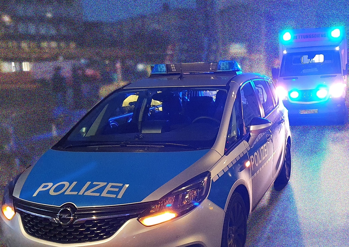 Tödlicher Taxi Unfall mit Straßenbahn in Düsseldorf