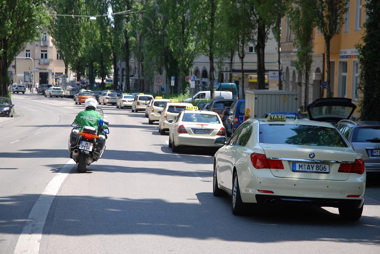 Uber und Wundercar bekommen politischen Gegenwind