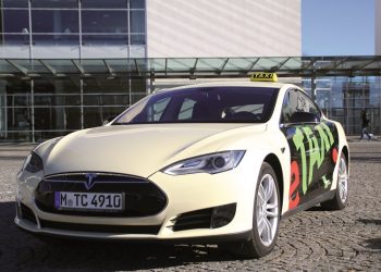 Umweltfreundliches Taxiunternehmen erhält TÜV-Award