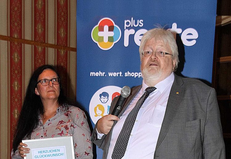 Jubiläum, Messe und Expertendiskussion