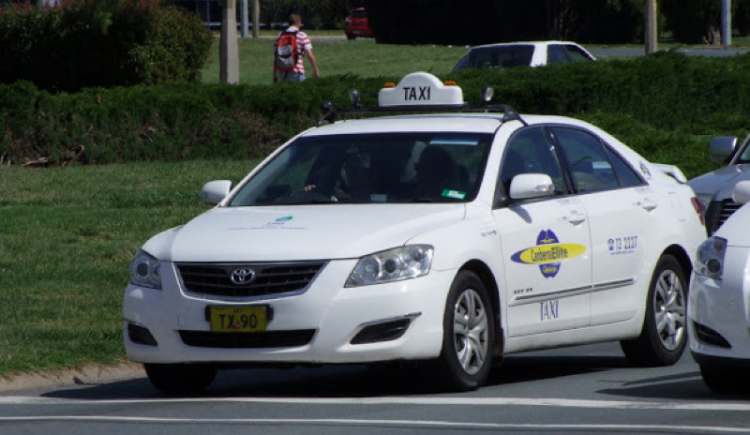 Canberra taxi plate owners delaying demand for compensation