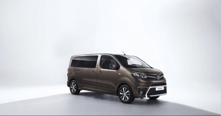 Toyota präsentiert neuen Kleinbus