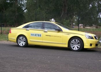 Bus passengers saved by ‚hero‘ taxi driver