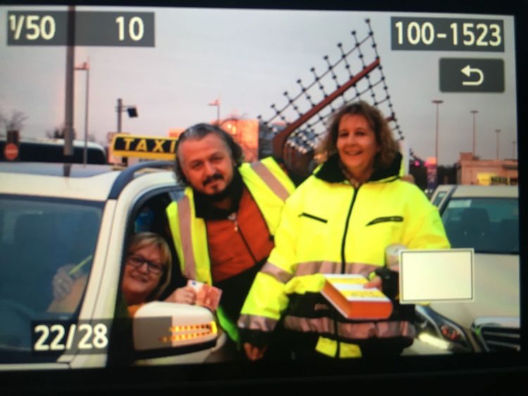 Kölner Taxikollegen sammeln für den guten Zweck