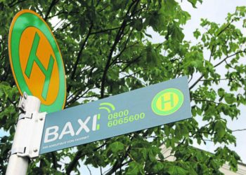 Erfolgsmodell Baxi feiert 100.000. Fahrgast und fährt bald auch elektrisch
