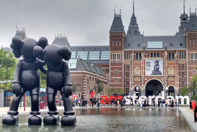 Amsterdam pexels-photo-208733_670x450