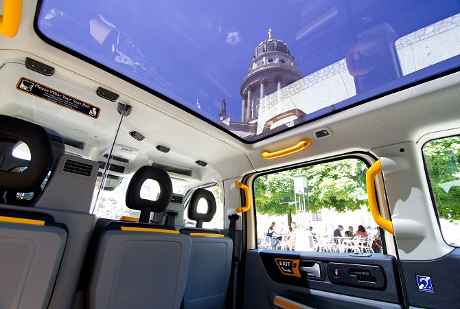 Das London Taxi rollt nach Deutschland [Video]