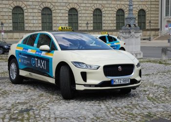 Jaguar steigt ins Taxigeschäft ein