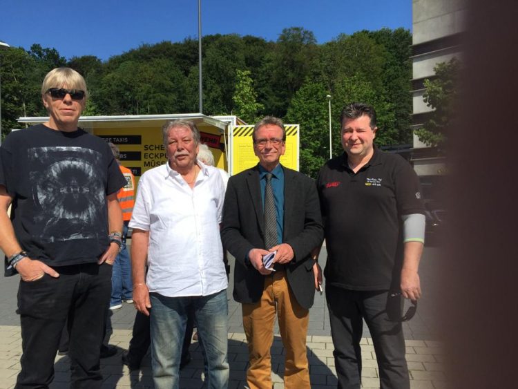 Tour-Ticker: Scheuerwehr durch 16 Bundesländer – Tag 3: In Schleswig Holstein ist noch viel Aufklärung nötig