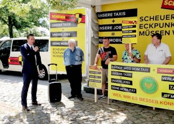 Tour-Ticker: Scheuerwehr durch 16 Bundesländer – Tag 12 Magdeburg: Einigkeit bei den Rednern