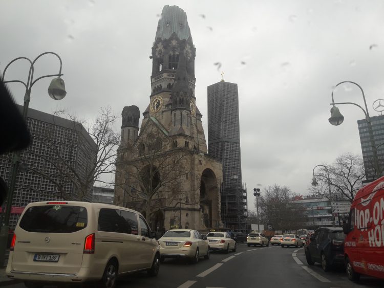 Taxi-Demo in Berlin: friedlich und ohne viel Chaos
