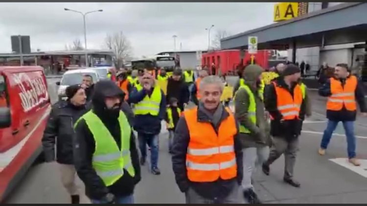 Taxi-Demo in Berlin: friedlich und ohne viel Chaos