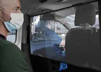 Ford bietet Trennschutz im Zubehör an