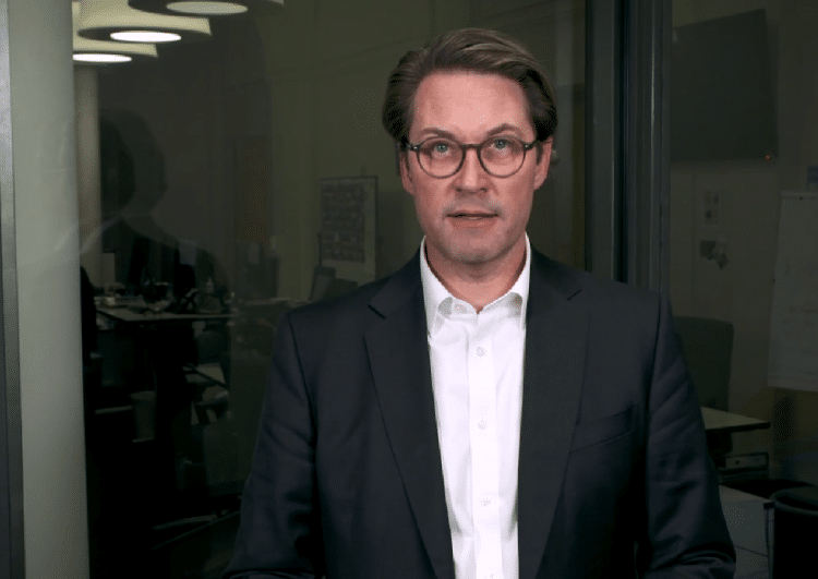 Scheuer und die Verkehrsexperten erläutern Referentenentwurf zur PBefG-Novelle