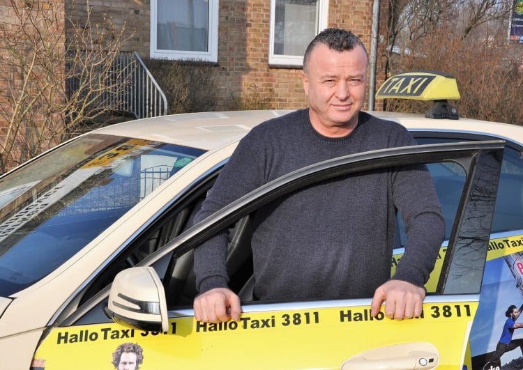 Serien-Überführer: Hannoveraner Taxifahrer liefert schon wieder Räuber bei der Polizei ab