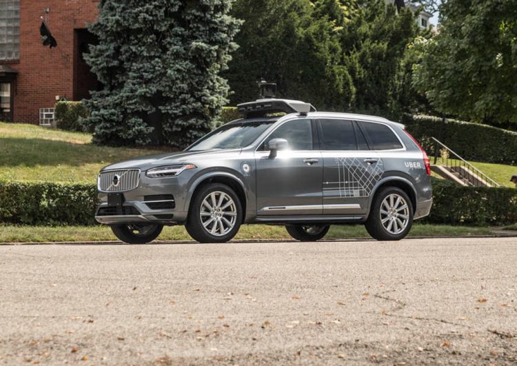 Uber gibt Entwicklung einer selbstfahrenden Flotte sowie eines Flugtaxis auf