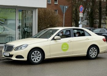 Das Augsburger Swaxi ist jetzt auch in Hellelfenbein unterwegs