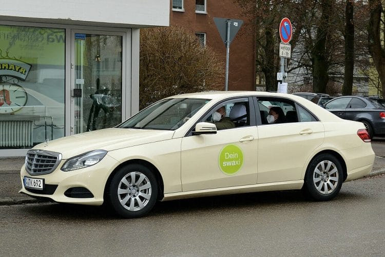 Das Augsburger Swaxi ist jetzt auch in Hellelfenbein unterwegs