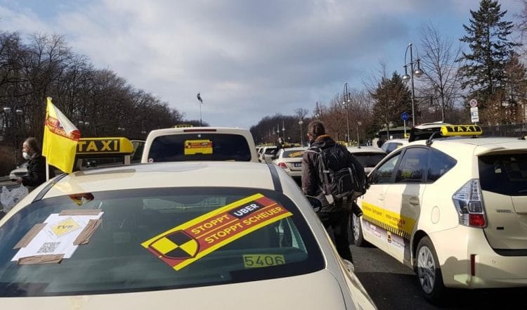 Große Taxidemo in Berlin für eine faire PBefG-Novelle