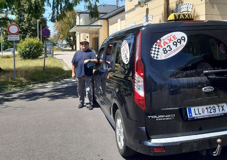 Enns: ÖBB sperrt Taxis aus