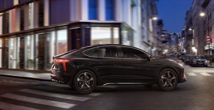 IAA: Renault präsentiert ein E-Fahrzeug speziell für den Taxi- und Mietwageneinsatz