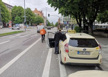 Zu wenig Sicherheit: Taxistandplatz am Rosenheimer Platz soll verlegt werden