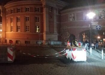 Taxis werden an Essener Weihnachtsmärkten beiseite geschoben