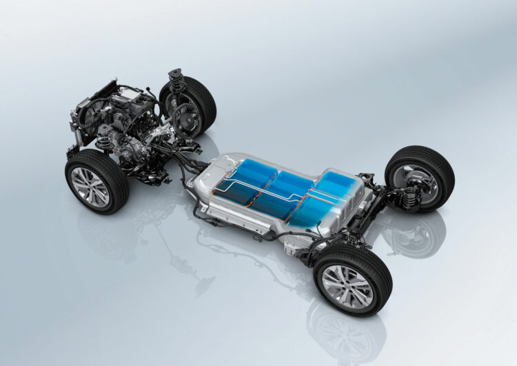 Peugeot Rifter: Hochdachkombi in Hellelfenbein