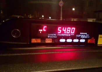 Berlin: Entscheidung zum Taxitarif erst im zweiten Quartal