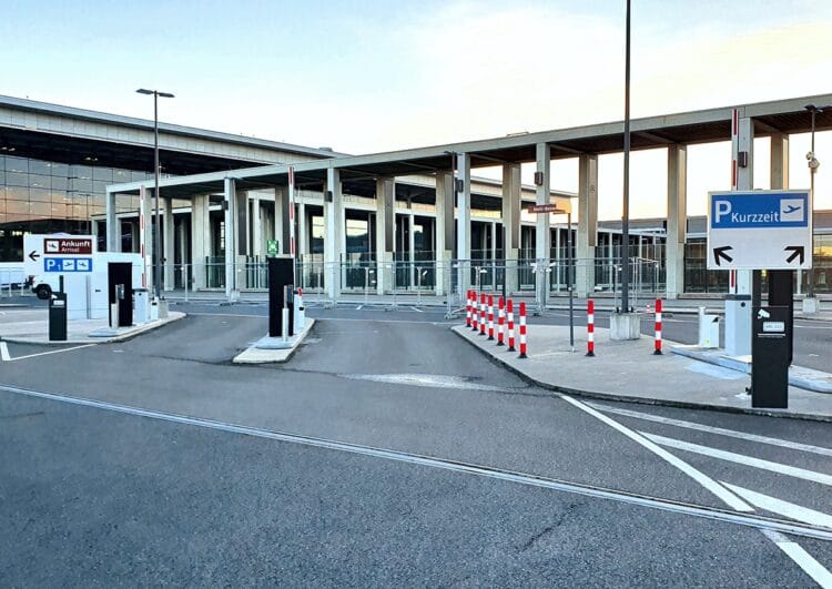 Gebührenänderung am BER soll das Taxigewerbe schützen