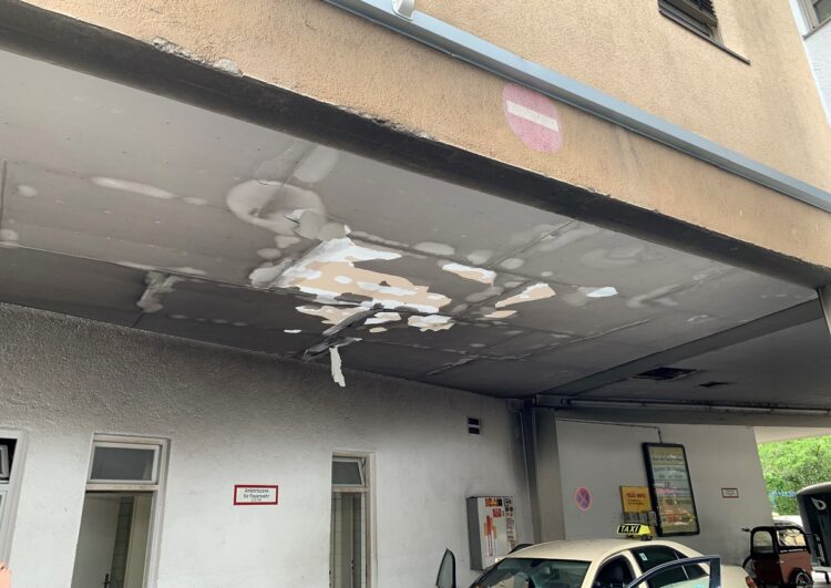 Taxi brennt in Hofeinfahrt der Genossenschaft