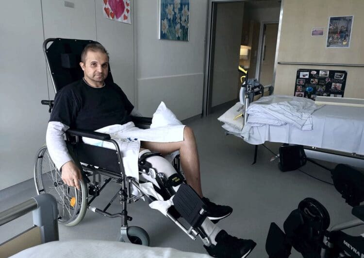 Taxler muss nach Unfall noch lange im Krankenhaus bleiben