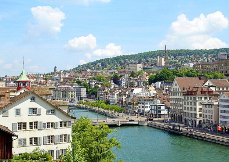 Züricher Taxigesetz geht in die nächste Phase