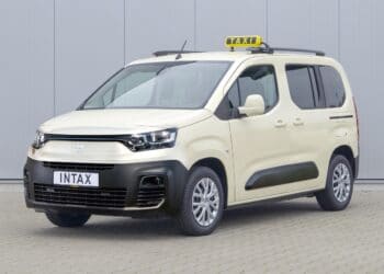 Das PSA E-Taxi ist jetzt auch als Fiat erhältlich