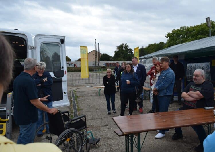 Fahrsicherheit, Brandschutz und Rollstuhlsicherung