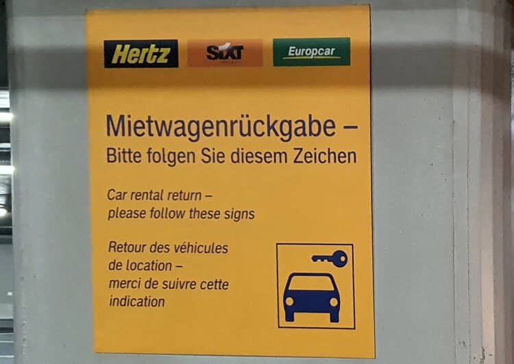 Taxi Berlin und Bw-Fuhrpark testen stressfreie Abholung am Hauptbahnhof