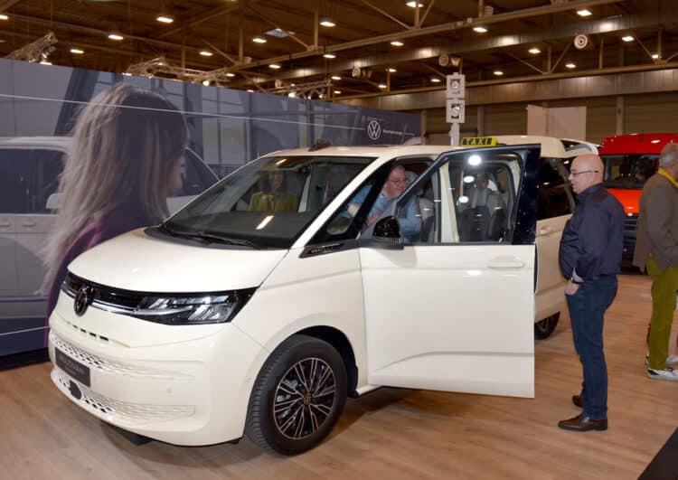 Ein VW-Taxi als Markenbotschafter