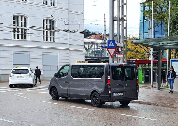 Neuwagenmangel wird für Österreichs Taxibranche zum Existenzproblem