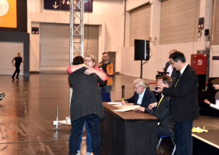 ETM-Tombola: Unternehmerin aus Kamp-Lintfort gewinnt VW