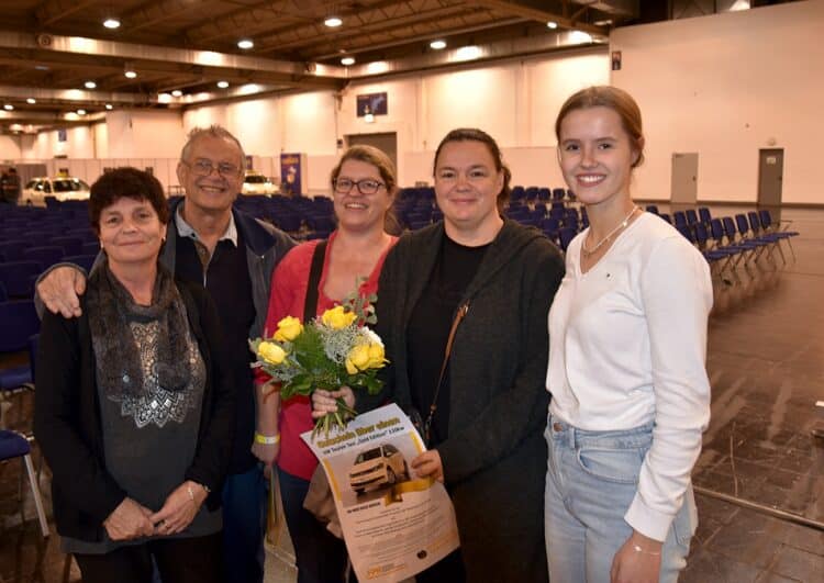 ETM-Tombola: Unternehmerin aus Kamp-Lintfort gewinnt VW