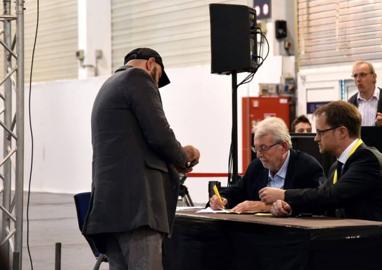 Große Würdigung zweier prominenter Gewerbevertreter: „Und tschüss!“