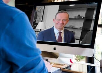 Wissing stellt sich im Online-Chat live den Fragen des Taxigewerbes