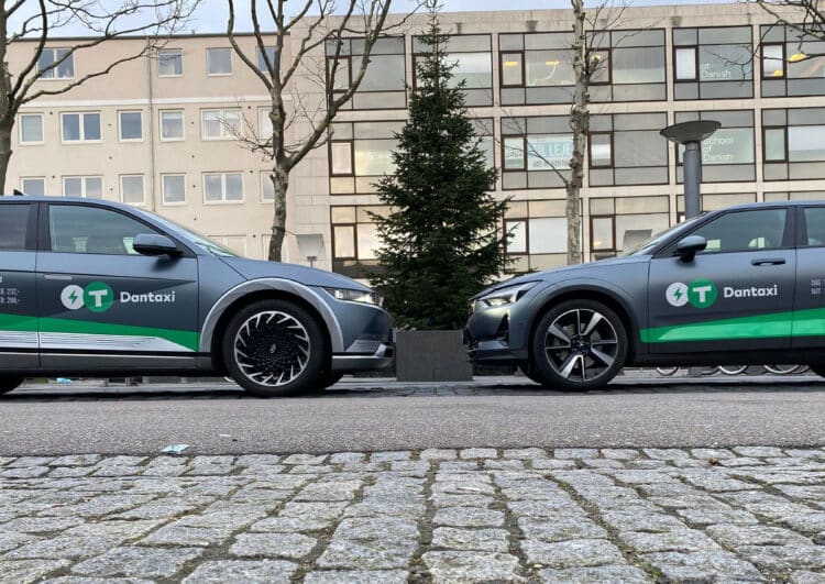 Viele verschiedene E-Taxi Modelle in Dänemark