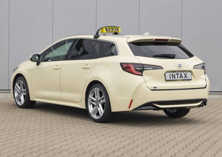 Bewährte Hybrid-Taxis jetzt auch von Suzuki