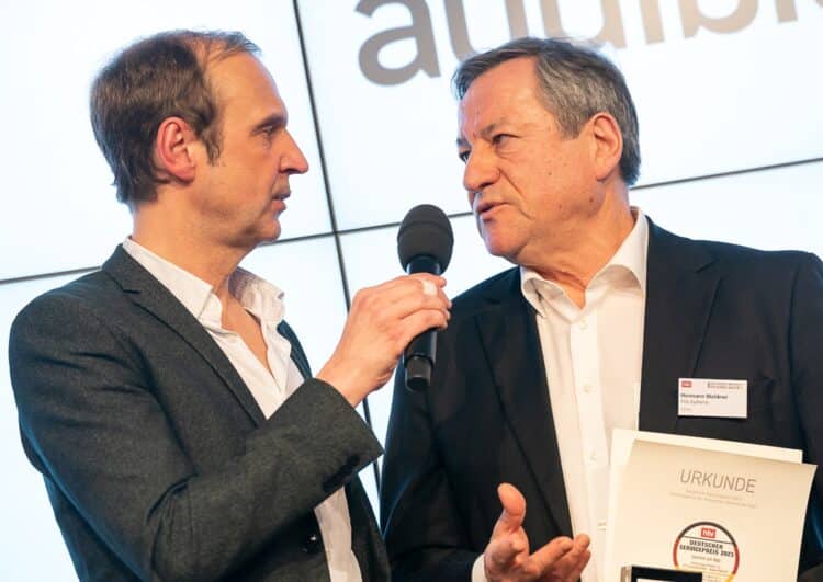 Taxi.eu bekommt deutschen Service-Preis als beste Taxi-App