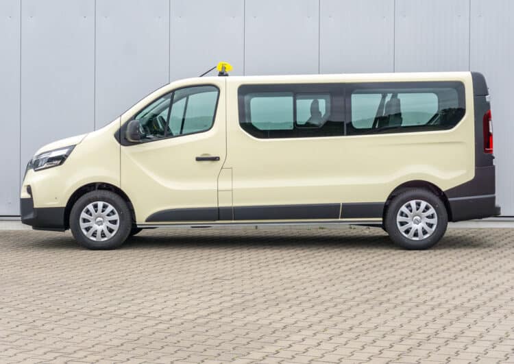 Nissan sponsert komplettes Taxipaket
