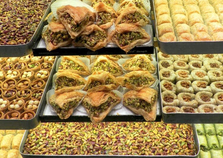 Zuckerfest: Endlich komplett ohne Corona-Beschränkungen feiern