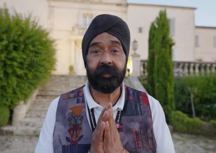 Wie weit kommt ein Londoner Taxi mit 10.000 US-Dollar?