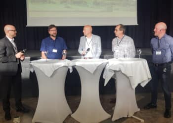 Sticht das ÖPNV-Taxi die eierlegende Wollmilchsau aus?