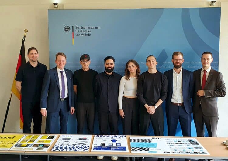 Frische Designvorschläge für das Taxi als Verkehrsmittel der Zukunft